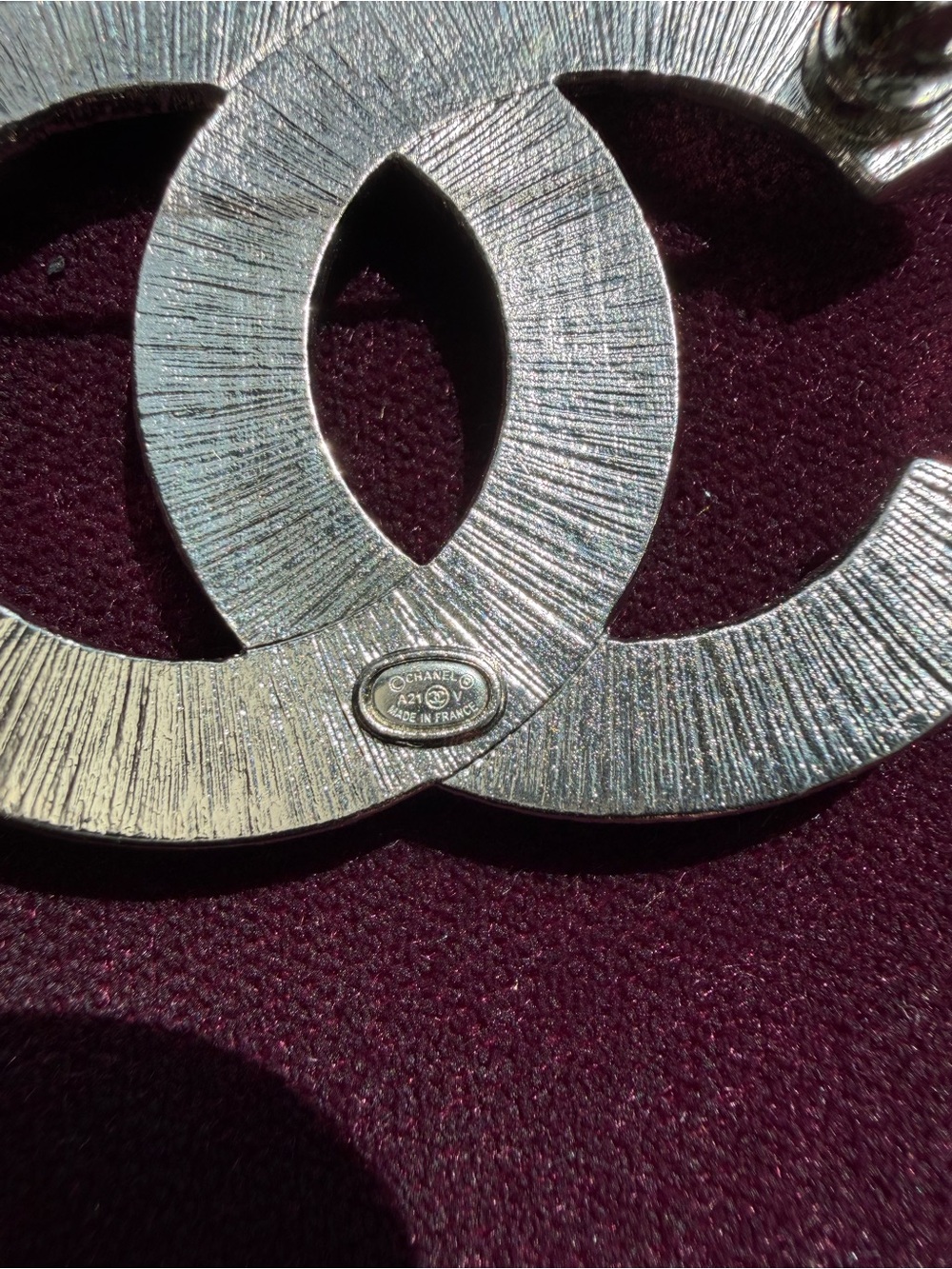 CHANEL Crystal Double C Brooch - Silver and Clear - Picture 6 of 8
